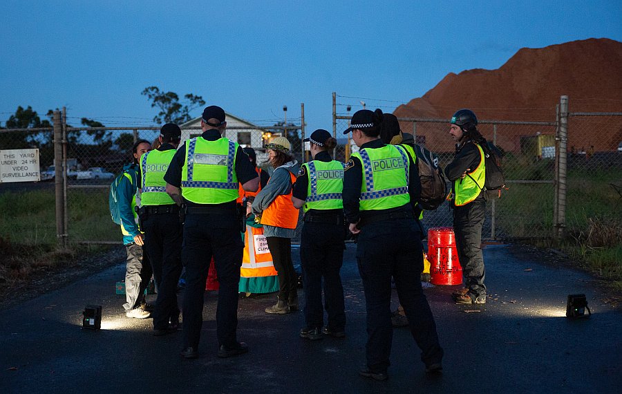 Protest Shuts Down Artec Woodchip Mill 8 Protest Shuts Down Artec Woodchip Mill 8