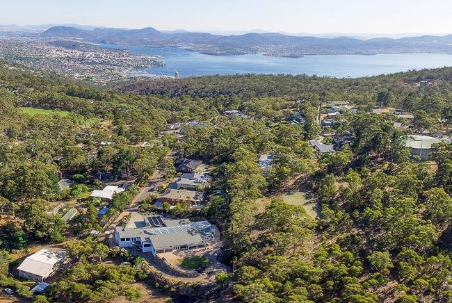 Suburbs with Highest and Lowest Life Expectancy Revealed 1 Suburbs with Highest and Lowest Life Expectancy Revealed 1