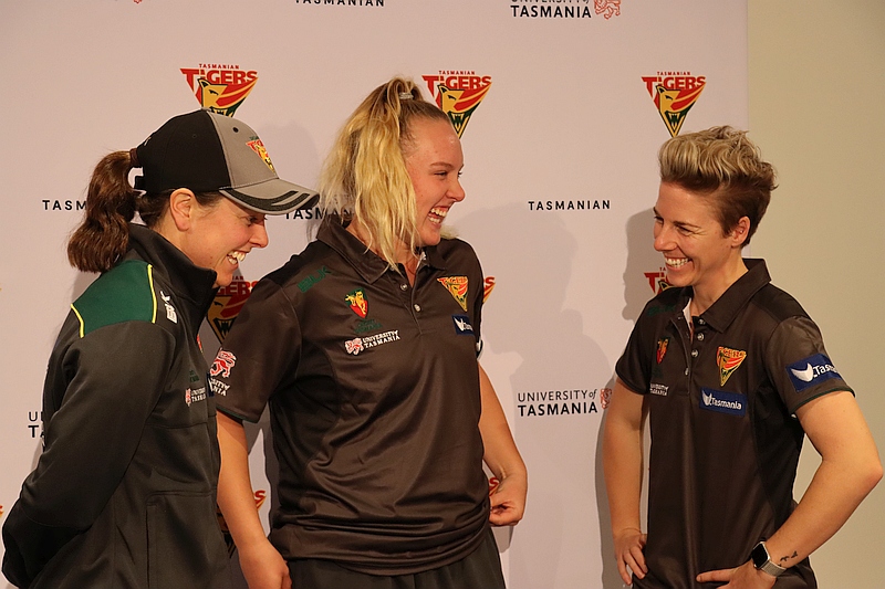 Tigers Announce Women's Cricket Squad for 21-22 Season 2 Tigers Announce Women's Cricket Squad for 21-22 Season 2