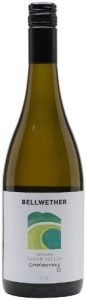 Winemaker Awards have Tasmanian Flavour 22 Winemaker Awards have Tasmanian Flavour 22